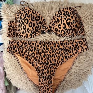 Triangl leopard bikini set
